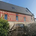 Nid De Pie Grand Duplex Lumineux Cadre Verdoyant Calme A 5 Mn De La Pres Port En Bessin, Bayeux, Omaha Beach, * Commes