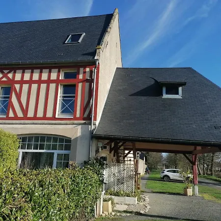 Nid De Pie Grand Duplex Lumineux Cadre Verdoyant Calme A 5 Mn De La Pres Port En Bessin, Bayeux, Omaha Beach,