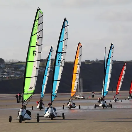 Nid De Pie Grand Duplex Lumineux Cadre Verdoyant Calme A 5 Mn De La Pres Port En Bessin, Bayeux, Omaha Beach, * Commes