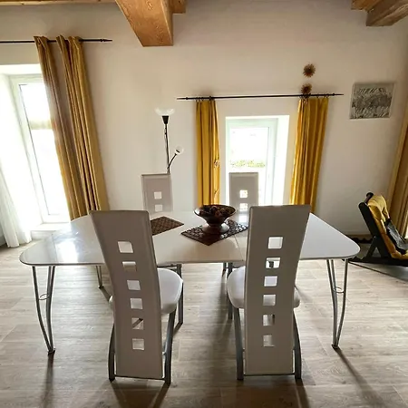 Nid De Pie Grand Duplex Lumineux Cadre Verdoyant Calme A 5 Mn De La Pres Port En Bessin, Bayeux, Omaha Beach, * Commes