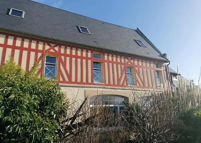 Nid De Pie Grand Duplex Lumineux Cadre Verdoyant Calme A 5 Mn De La Pres Port En Bessin, Bayeux, Omaha Beach, * Commes