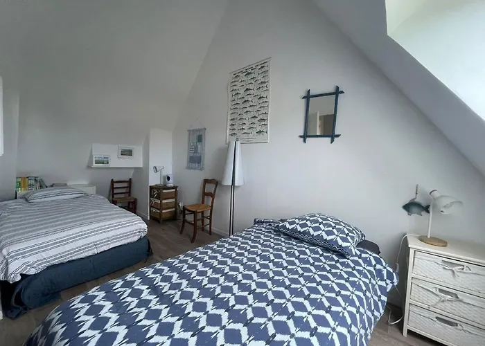 Nid De Pie Grand Duplex Lumineux Cadre Verdoyant Calme A 5 Mn De La Pres Port En Bessin, Bayeux, Omaha Beach, Apartment Commes