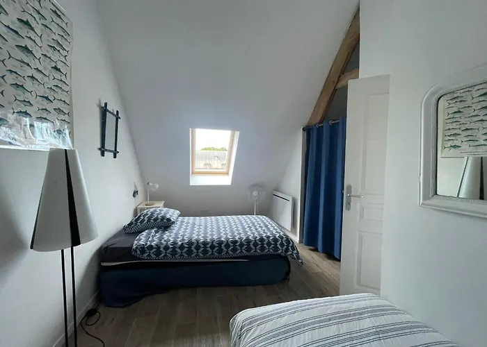 Nid De Pie Grand Duplex Lumineux Cadre Verdoyant Calme A 5 Mn De La Pres Port En Bessin, Bayeux, Omaha Beach, Apartment *