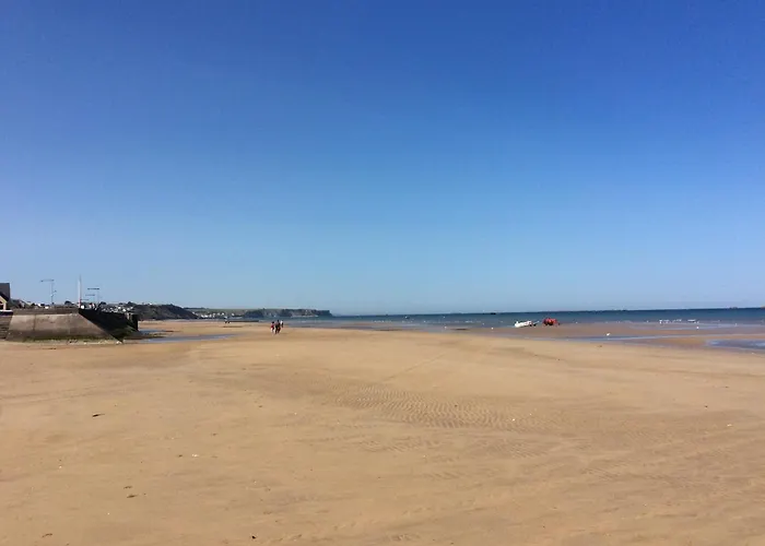 Nid De Pie Grand Duplex Lumineux Cadre Verdoyant Calme A 5 Mn De La Pres Port En Bessin, Bayeux, Omaha Beach, * Commes